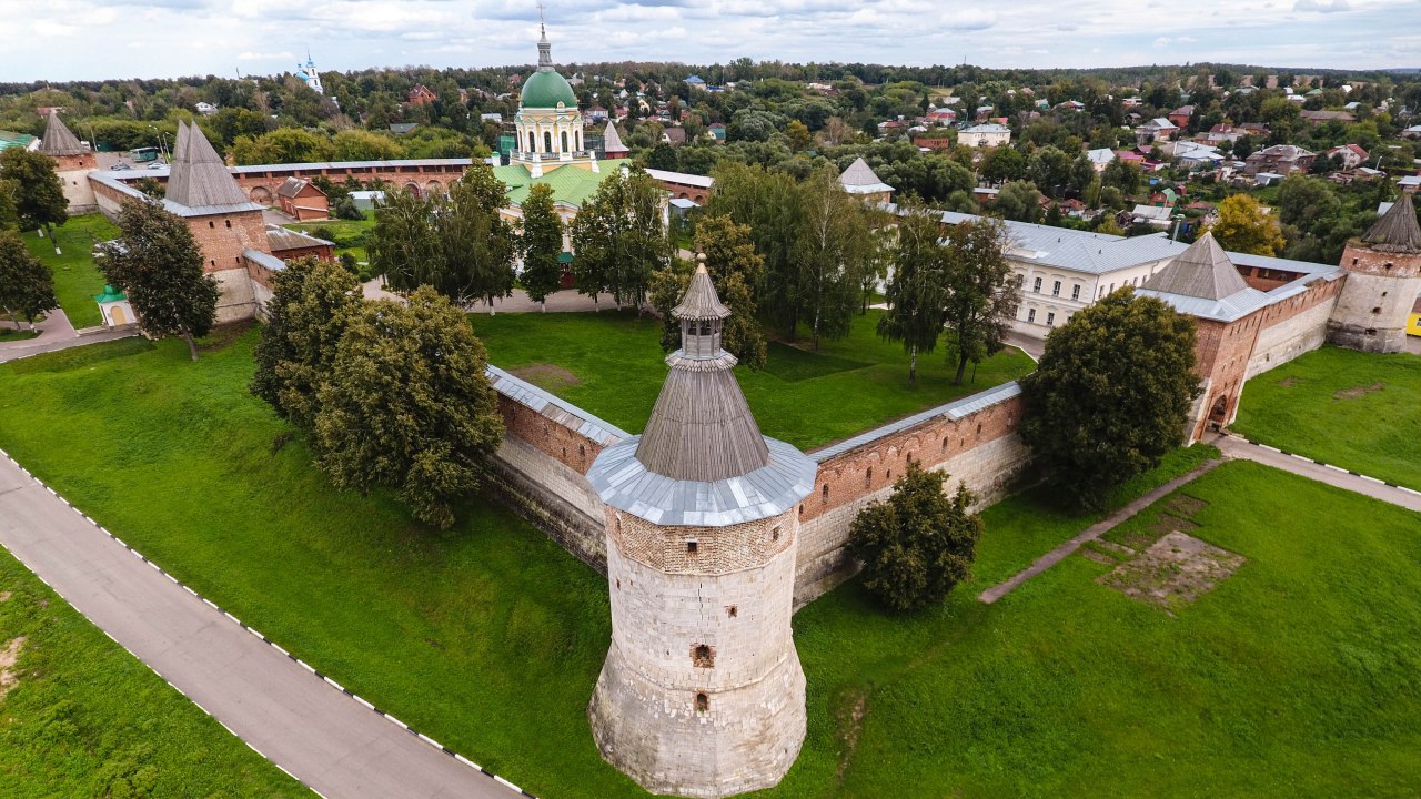 Красивые дачи в подмосковье фото